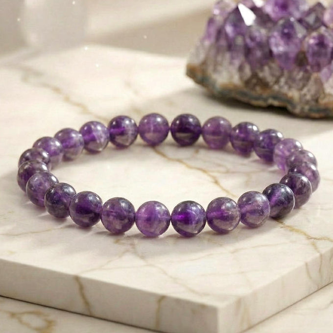 Bracelet en pierres naturelles, d'améthyste, howlite et lapis-lazuli