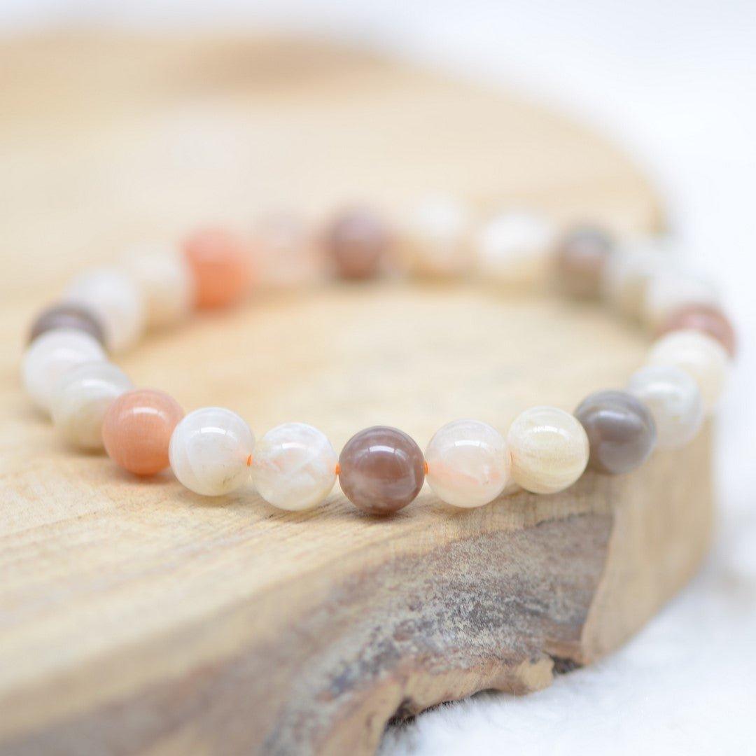 Bracelet "Féminité" en Pierre de Lune Multicolor - lespierresdubienetre