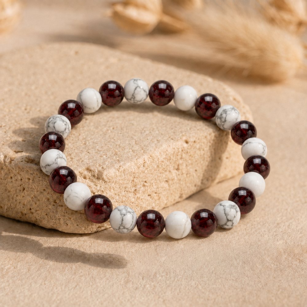 Bracelet "Ménopause" Mix en Howlite & Grenat