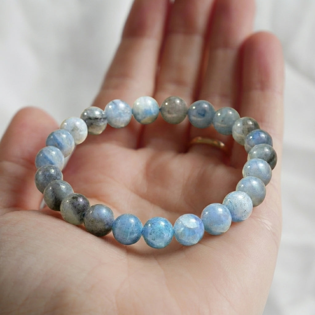 Bracelet "Accord" en Cyanite Bleue Naturelle Foncée