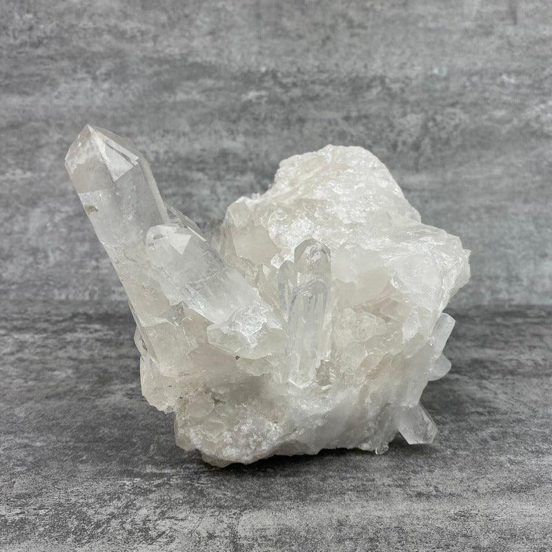 Amas de cristal de roche (1581g) Réf : DRU3 - lespierresdubienetre