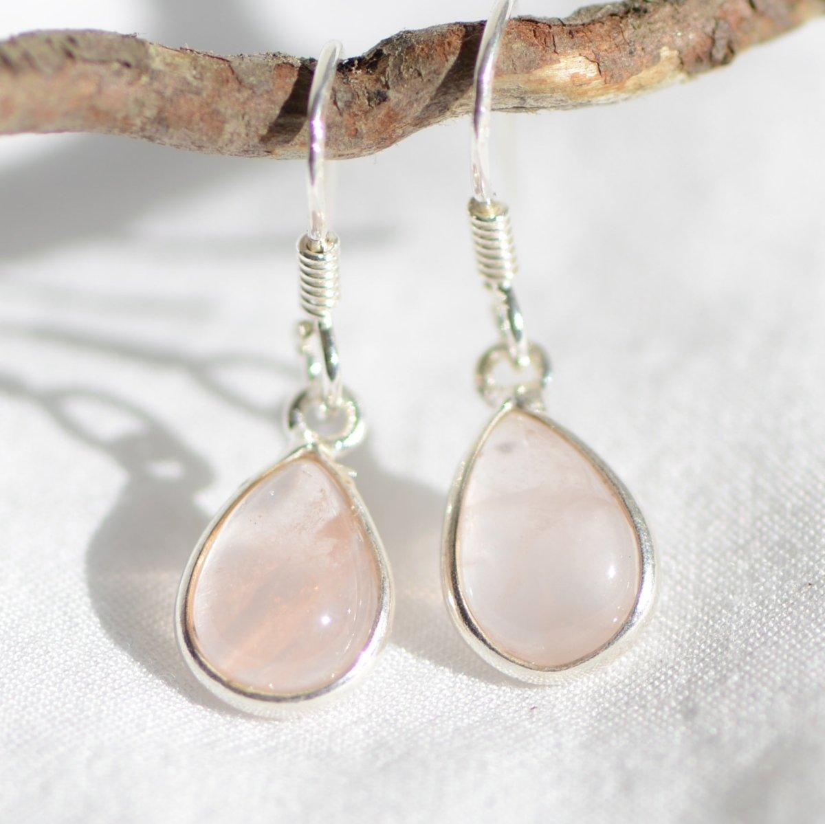 Boucles d'oreilles "Amour" en Quartz Rose Goutte (Argent 925) - lespierresdubienetre