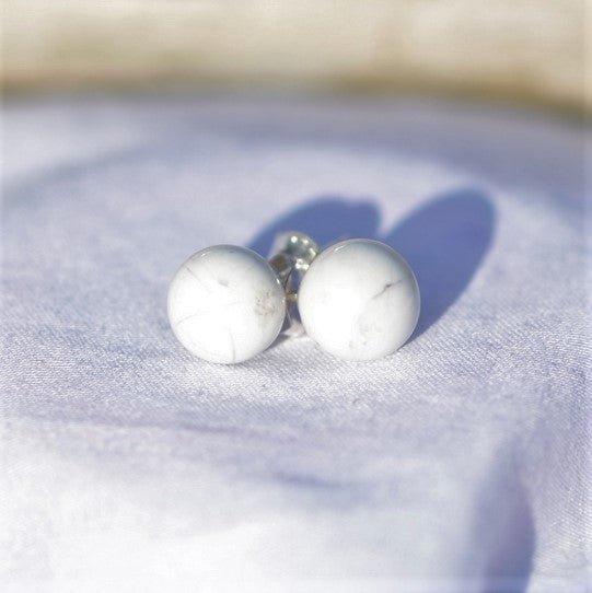 Boucles d'oreilles "Patience" en Howlite (Argent 925) - lespierresdubienetre