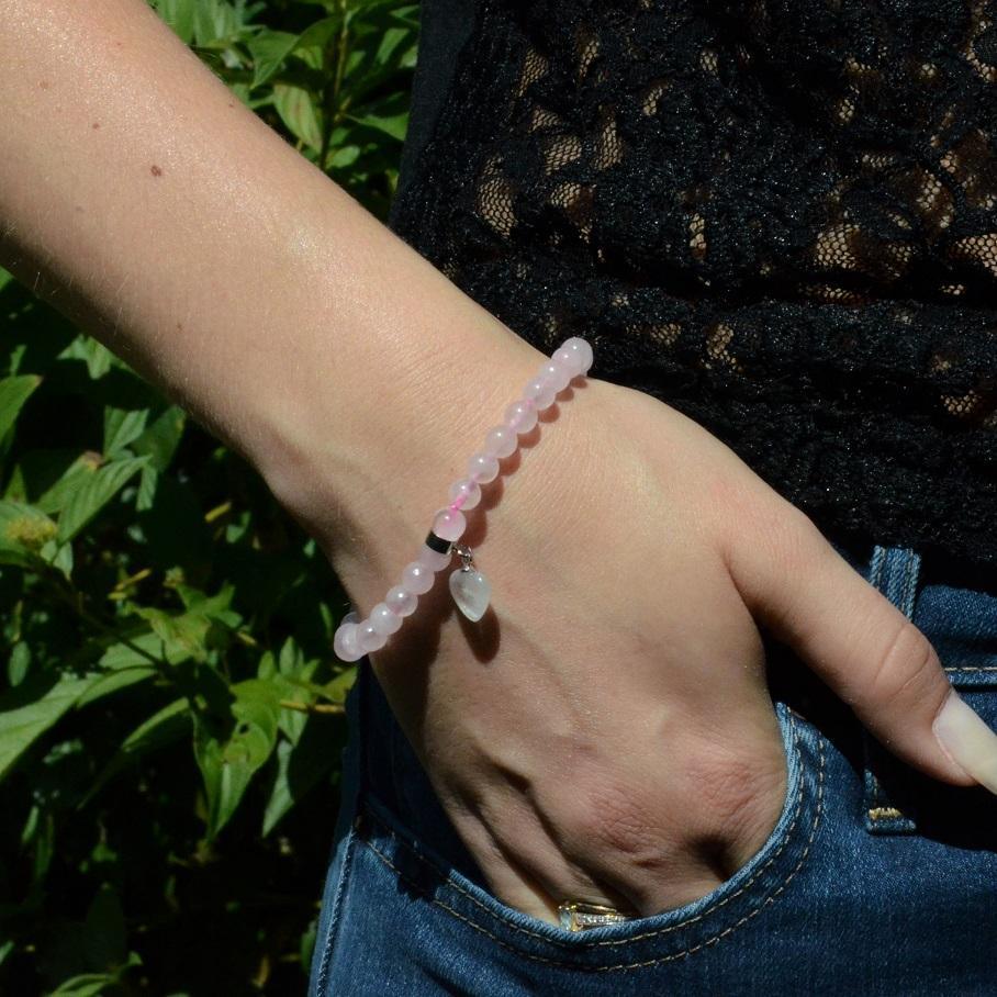 Bracelet "Amour" en Quartz Rose (Cœur en Quartz) - lespierresdubienetre