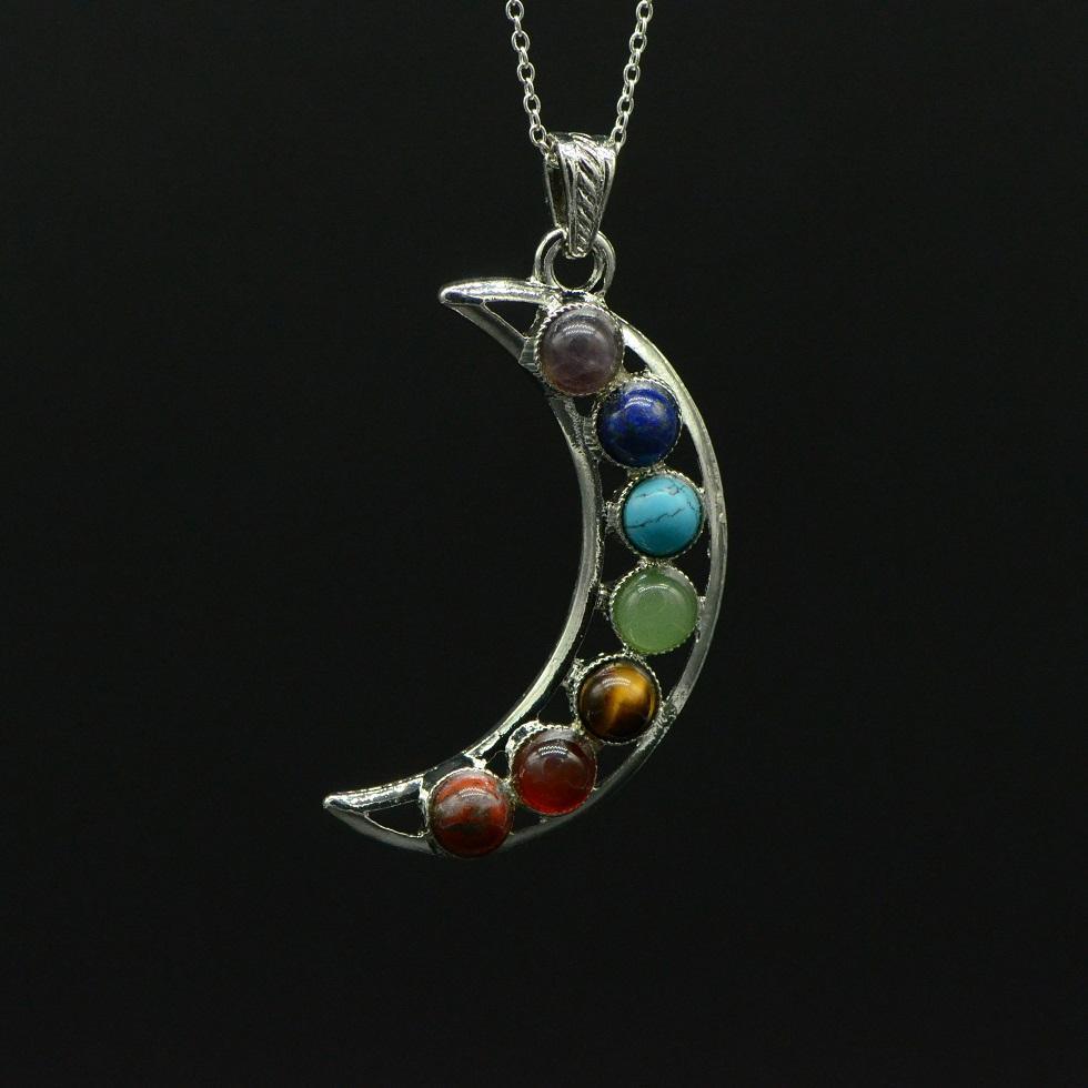 Pendentif "Lunaire" 7 chakras - lespierresdubienetre