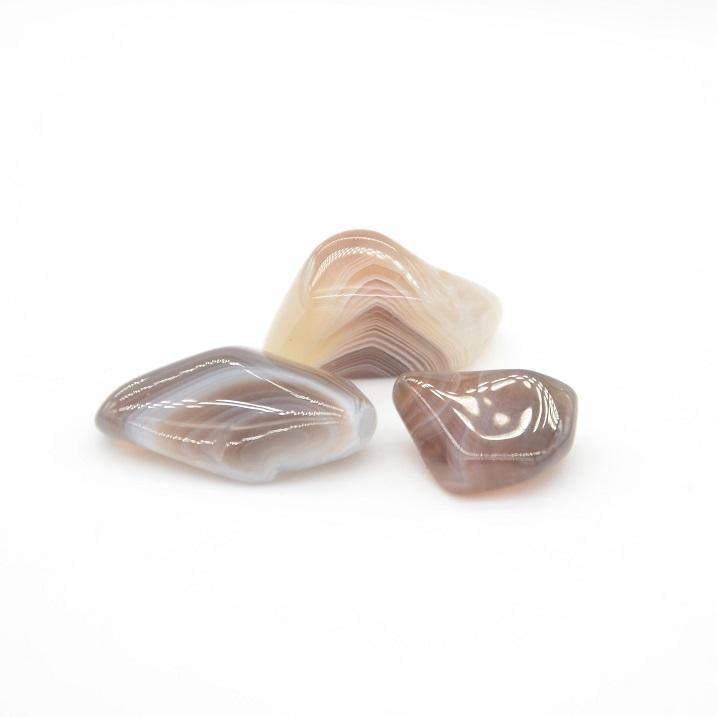 Pierre roulée "Chance" en Agate du Botswana (Lot de 30g) - lespierresdubienetre